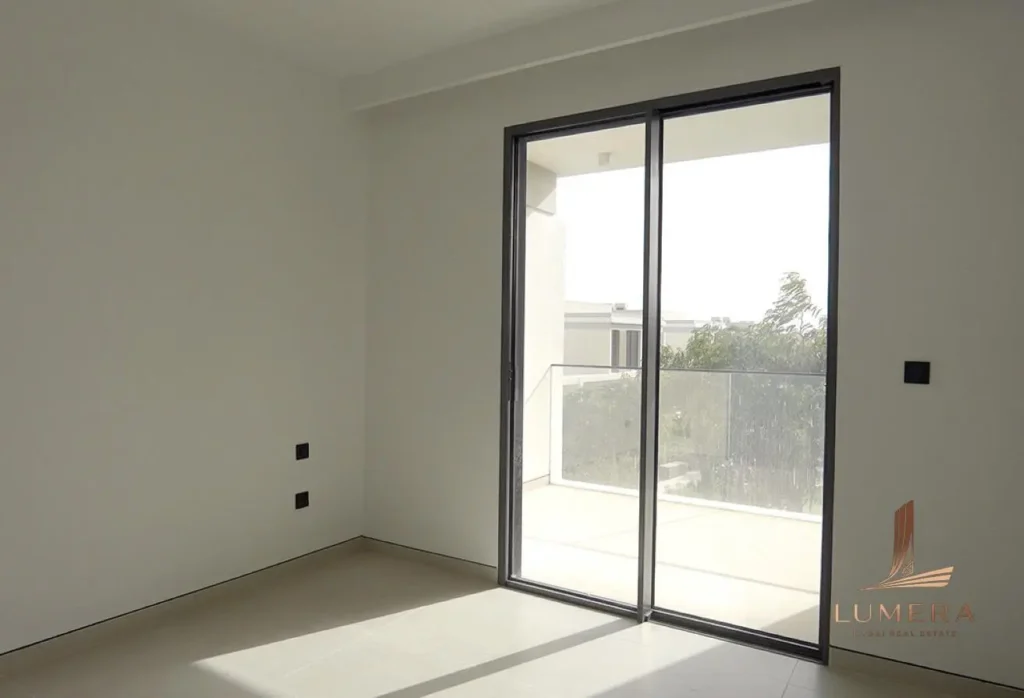 Upgraded & Extended | 4BR to 5BR Villa | Closed Kitchen | Steps from the Lagoon
