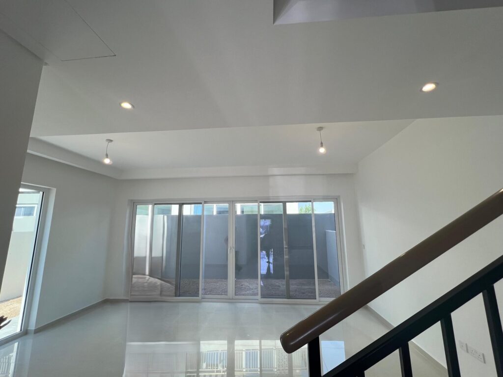 Modern 3 Bedroom | Furnished | Private Garden | Amargo 2