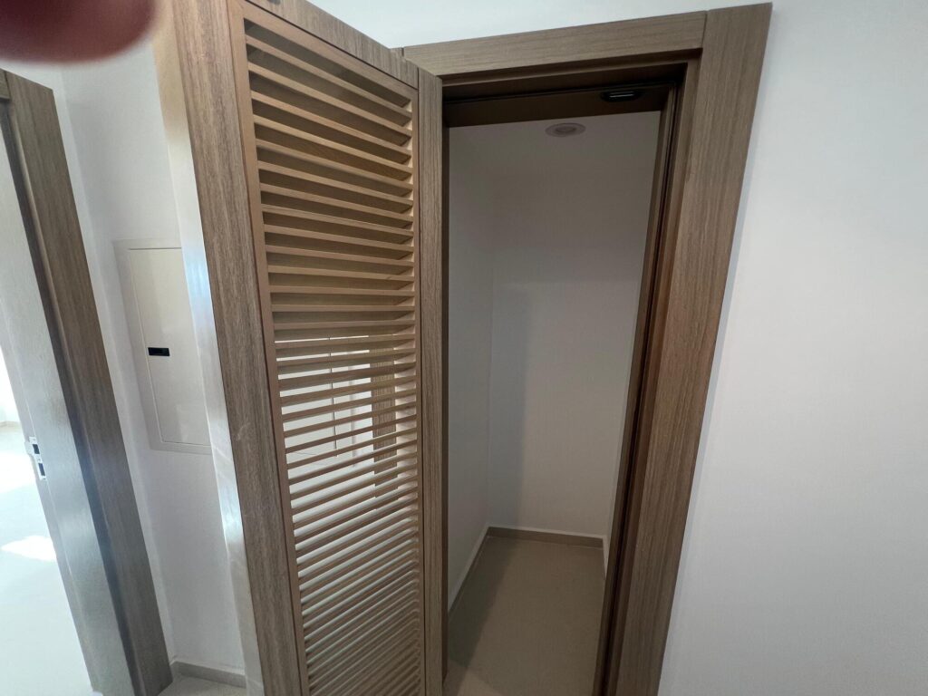 Modern 3 Bedroom | Furnished | Private Garden | Amargo 2