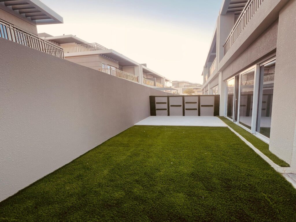 Modern 3 Bedroom | Furnished | Private Garden | Amargo 2