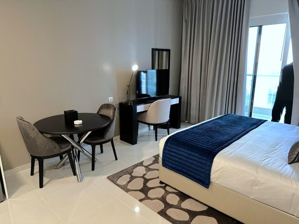 STUDIO | HIGH FLOOR | FURNISHED | COMMUNITY LIVING | VIRIDIS B