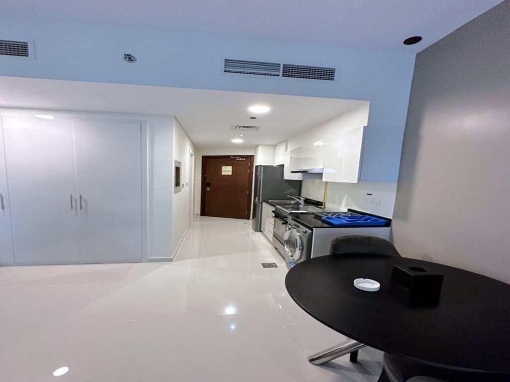 STUDIO | HIGH FLOOR | FURNISHED | COMMUNITY LIVING | VIRIDIS B