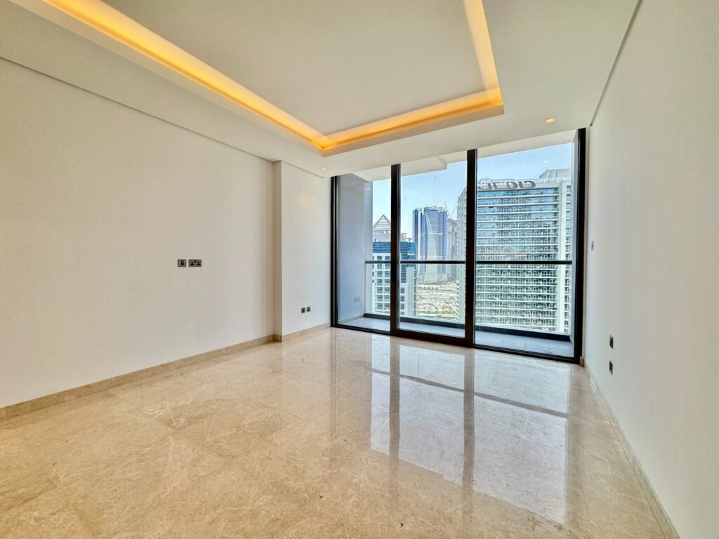 Available Sept. 01 | High Floor | Multiple Cheques | The Sterling East House Business Bay