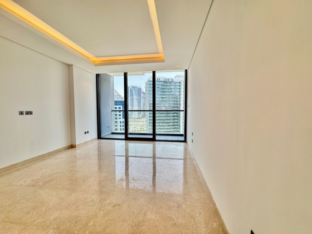 Available Sept. 01 | High Floor | Multiple Cheques | The Sterling East House Business Bay