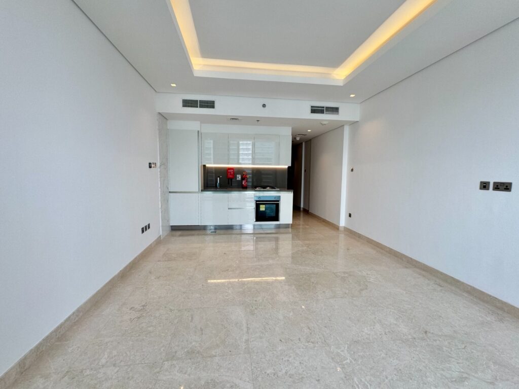 Available Sept. 01 | High Floor | Multiple Cheques | The Sterling East House Business Bay